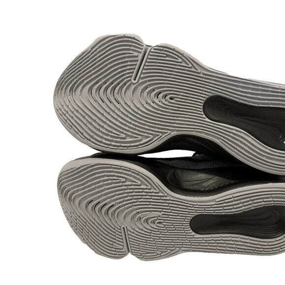 Nike Air Zoom GT Hustle 3 TB Promo Grey/Black Shoe\'s Basketball HM0268-001 Sz 18